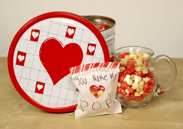simple-sweet-diy-valentines-day-treat-bag-popcorn