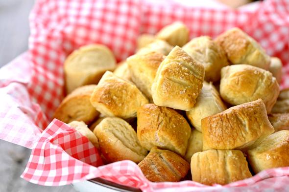 baseball-snacks-homemade-soft-pretzels